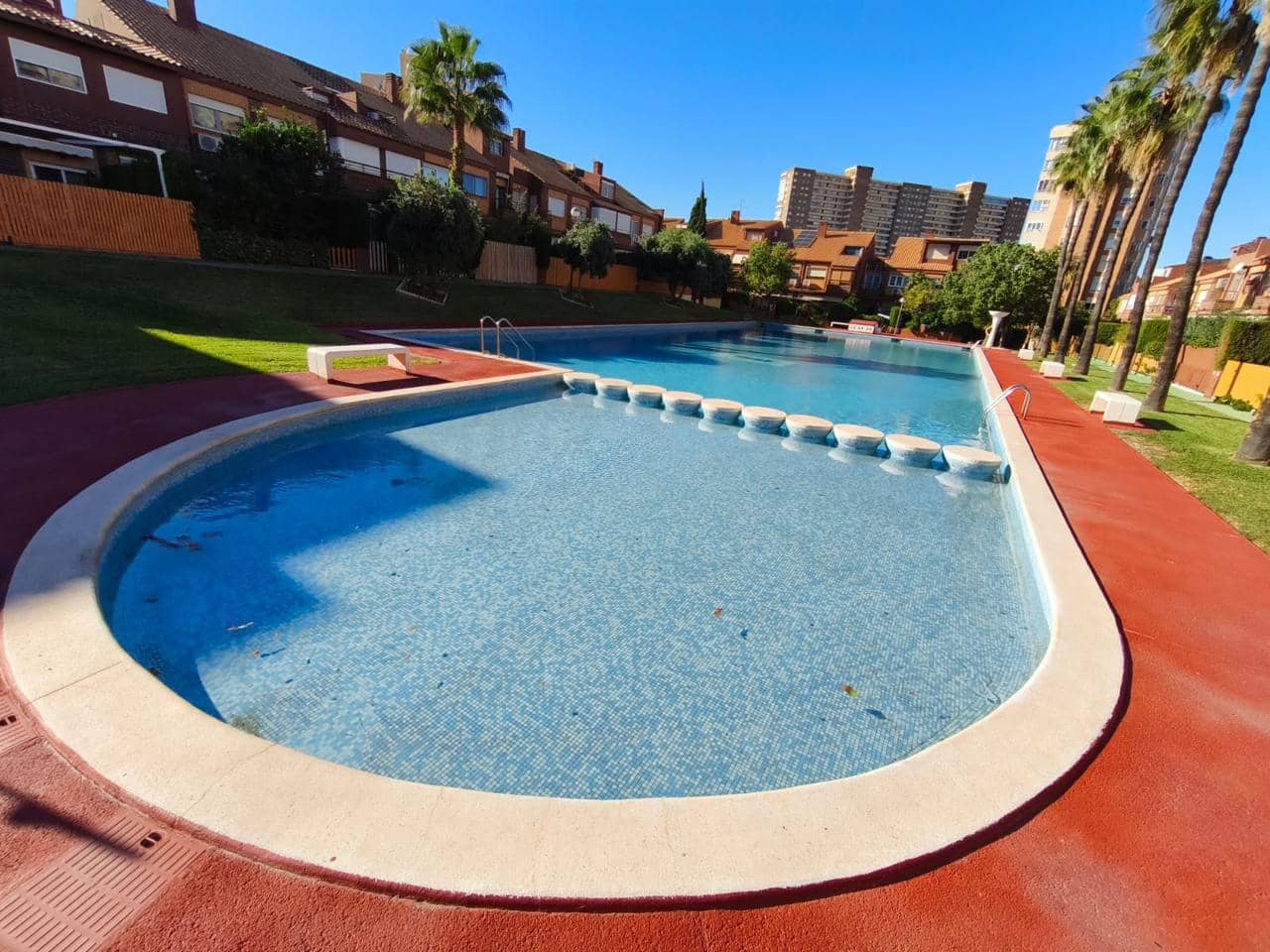 3 quarto Apartamento para arrendar em Alicante cidade com piscina garagem - 1 200 € (Ref: 9411314)