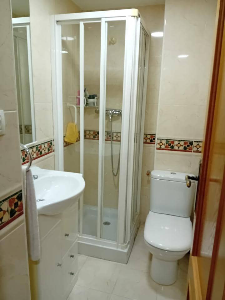 2 sovrum Lägenhet till salu i Alicante stad med pool garage - 340 000 € (Ref: 9415091)