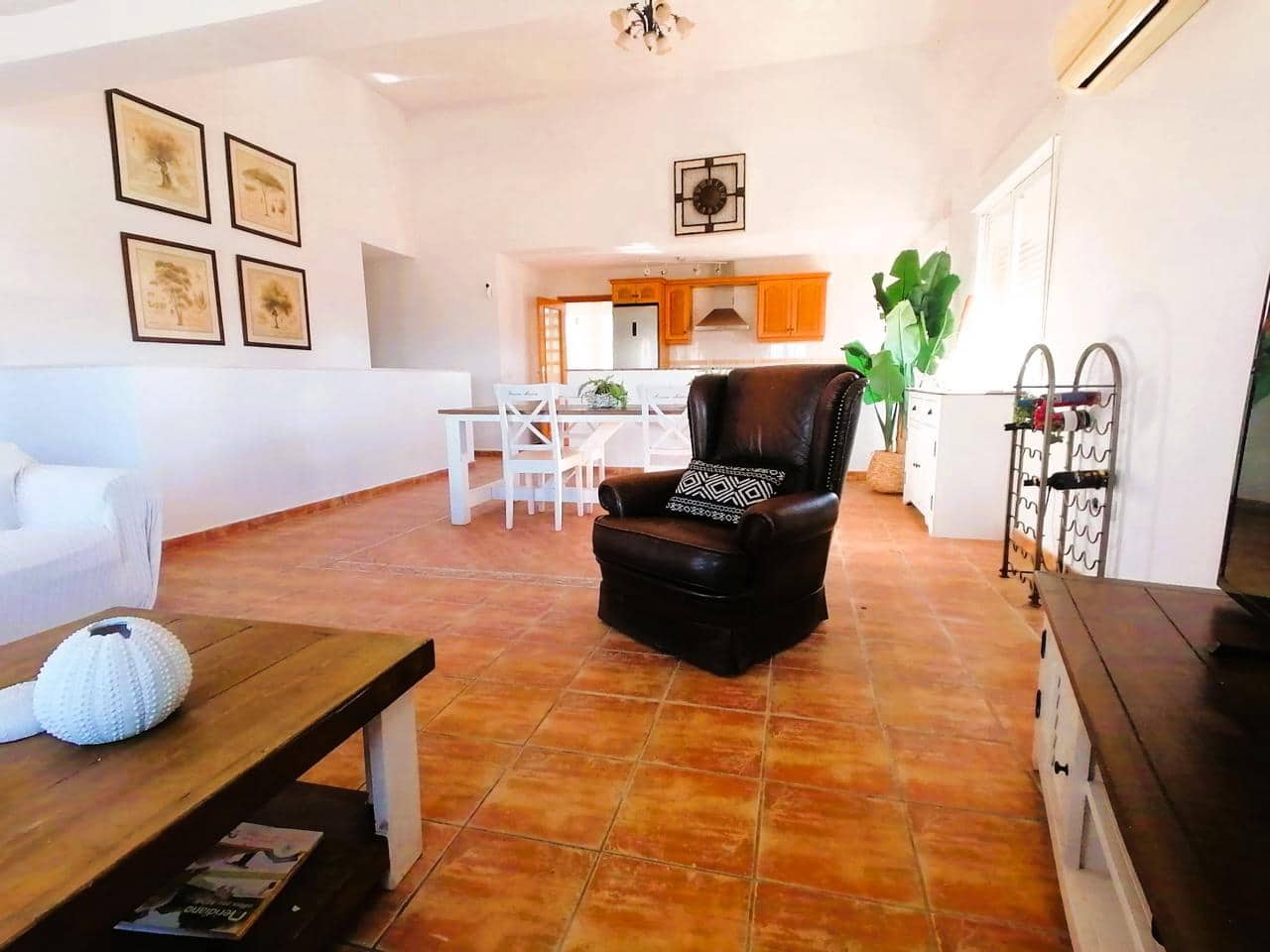 5 bedroom Villa for sale in Busot - € 595,000 (Ref: 9421493)