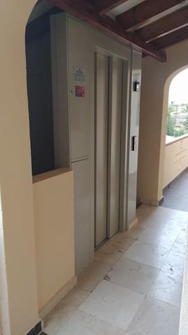 2 soveværelse Lejlighed til salg i Venta Lanuza, El Campello med garage - € 300.000 (Ref: 9449925)