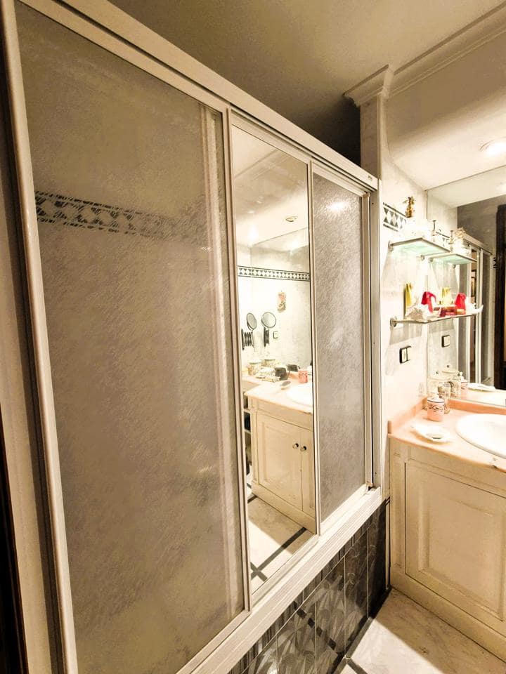 Piso de 4 habitaciones en Alicante / Alacant ciudad en venta con garaje - 395.000 € (Ref: 9490869)