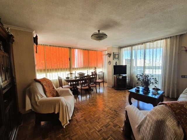 Piso de 4 habitaciones en Vistahermosa, Alicante / Alacant ciudad en venta con garaje - 395.000 € (Ref: 9490869)