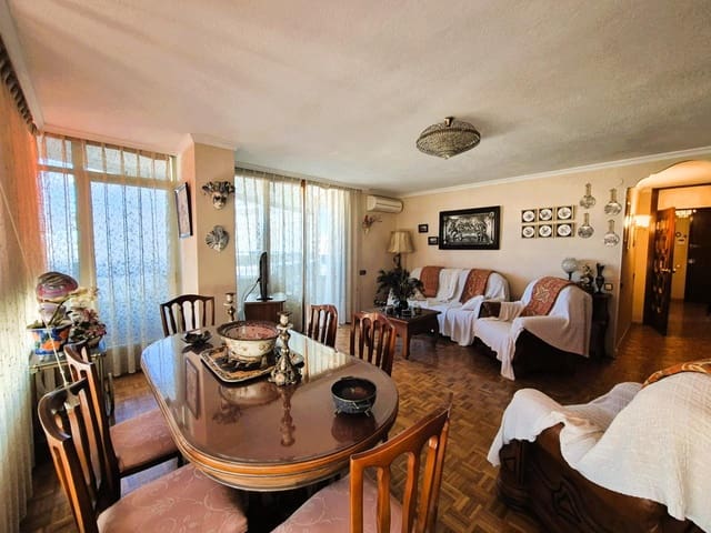 Piso de 4 habitaciones en Vistahermosa, Alicante / Alacant ciudad en venta con garaje - 395.000 € (Ref: 9490869)