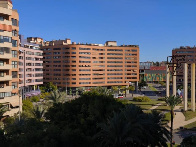 4 makuuhuone Asunto vuokrattavana paikassa Garbinet - Parque de las Avenidas, Alicante kaupunki mukana 
autotalli - 1 450 € (Ref: 9490946)