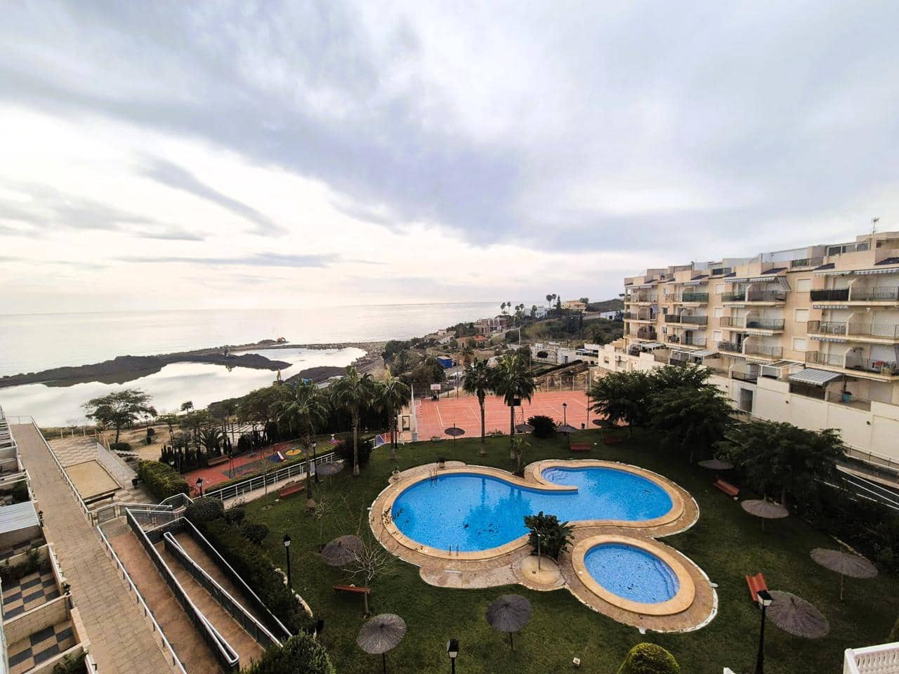 2 slaapkamer Flat te koop in El Campello met garage - € 289.000 (Ref: 9506919)