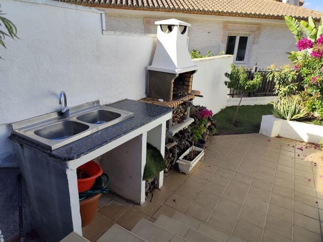 2 soverom Villa til salgs i Albir, Alfaz del Pi / L'Alfàs del Pi - € 330 000 (Ref: 9521465)