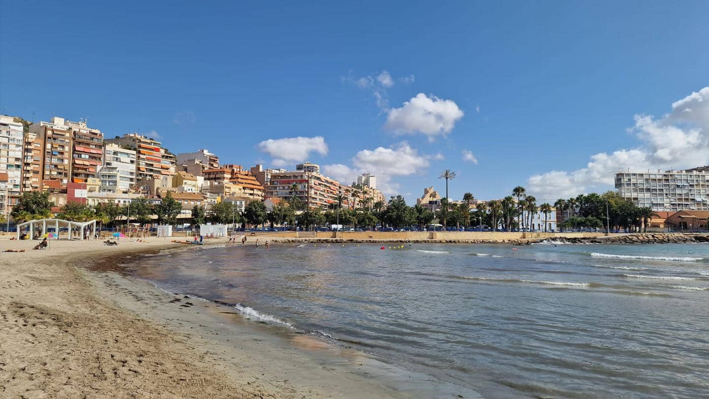 1 quarto Apartamento para venda em Alicante cidade - 235 000 € (Ref: 9525076)