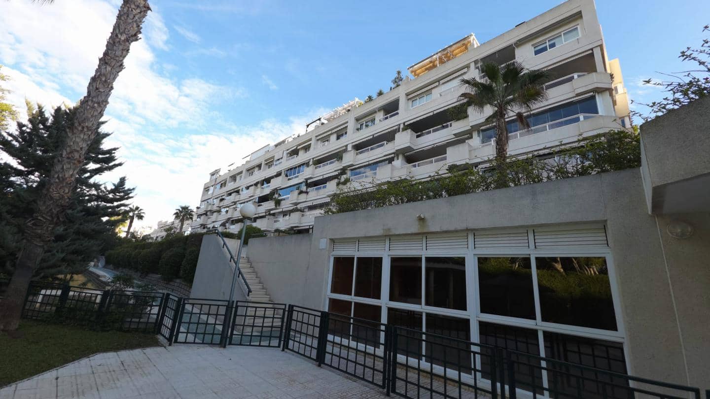 2 slaapkamer Flat te koop in Alicante stad - € 450.000 (Ref: 9528868)