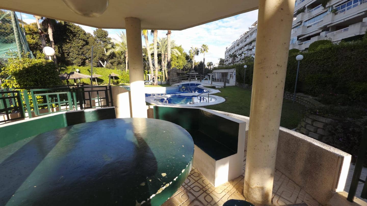 2 slaapkamer Flat te koop in Alicante stad - € 450.000 (Ref: 9528868)