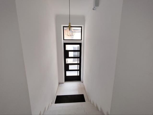 2 sovrum Lägenhet till salu i San Antón, Alicante stad - 159 000 € (Ref: 9531975)