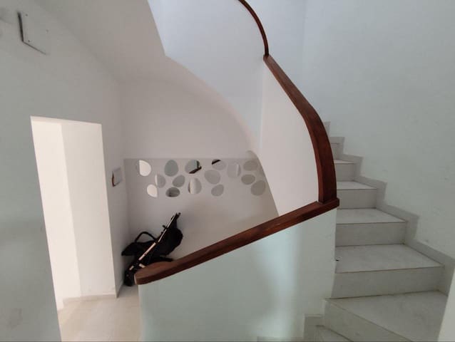 2 sovrum Lägenhet till salu i San Antón, Alicante stad - 159 000 € (Ref: 9531975)