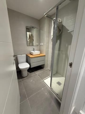 Piso de 2 habitaciones en Barrio del Centro, Alicante / Alacant ciudad en alquiler - 1.200 € (Ref: 9532171)