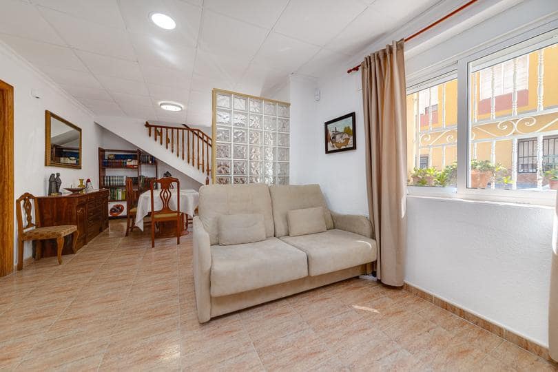 3 sovrum Villa till salu i Guardamar del Segura - 215 000 € (Ref: 9532623)