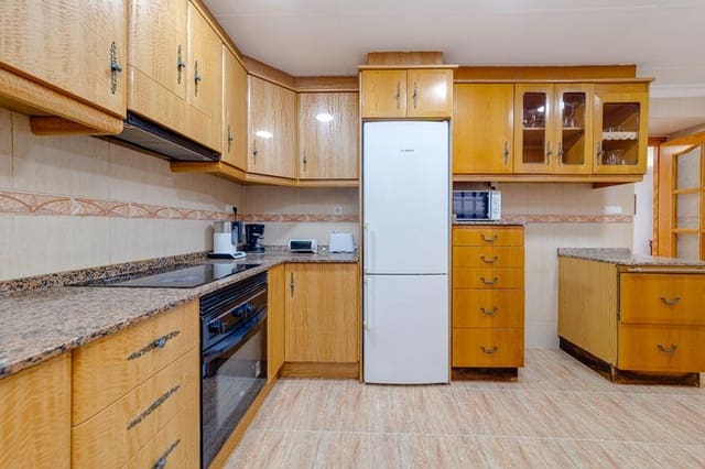 3 sovrum Villa till salu i Zona Pueblo, Guardamar del Segura - 215 000 € (Ref: 9532623)