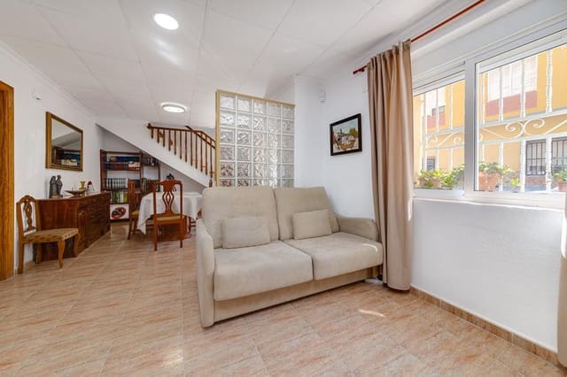 3 sovrum Villa till salu i Zona Pueblo, Guardamar del Segura - 215 000 € (Ref: 9532623)