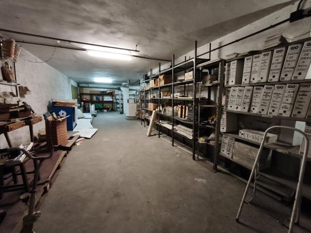 3 soveværelse Virksomhed til salg i Barrio del Centro, Alicante by - € 290.000 (Ref: 9547238)