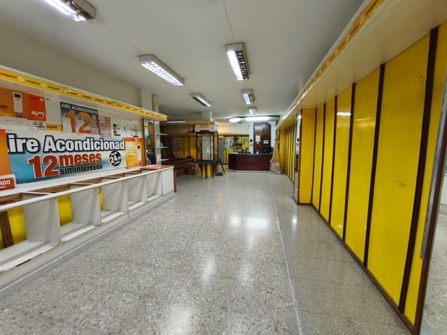 3 soveværelse Virksomhed til salg i Barrio del Centro, Alicante by - € 290.000 (Ref: 9547238)