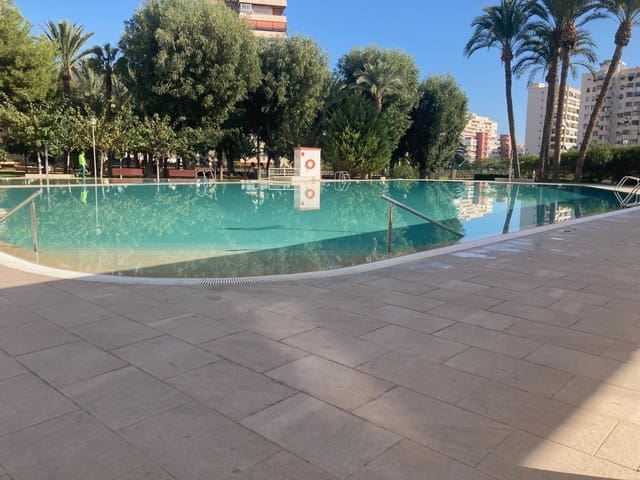 2 Zimmer Wohnung zu verkaufen in Playa de San Juan, Alicante / Alacant Stadt mit Garage - 395.000 € (Ref: 9548929)