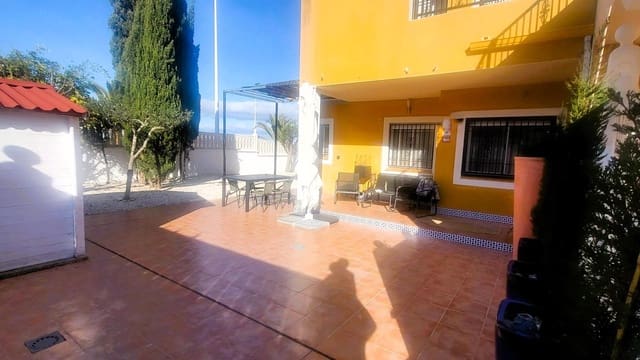 3 Zimmer Villa zu verkaufen in Arenales del Sol, Elche / Elx mit Pool Garage - 360.000 € (Ref: 9569228)