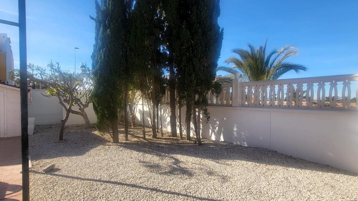 3 Zimmer Villa zu verkaufen in Arenales del Sol mit Pool Garage - 360.000 € (Ref: 9569228)