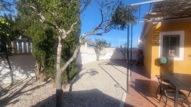 3 Zimmer Villa zu verkaufen in Arenales del Sol, Elche / Elx mit Pool Garage - 360.000 € (Ref: 9569228)