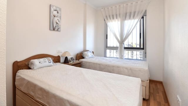 3 sypialnia Willa na sprzedaż w Daya Vieja z basenem garażem - 287 000 € (Ref: 9573505)