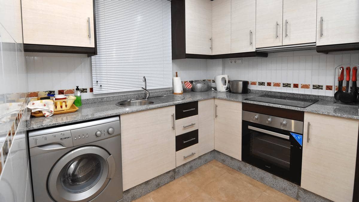 3 makuuhuone Huvila myytävänä paikassa Daya Vieja mukana uima-altaan 
autotalli - 287 000 € (Ref: 9573505)