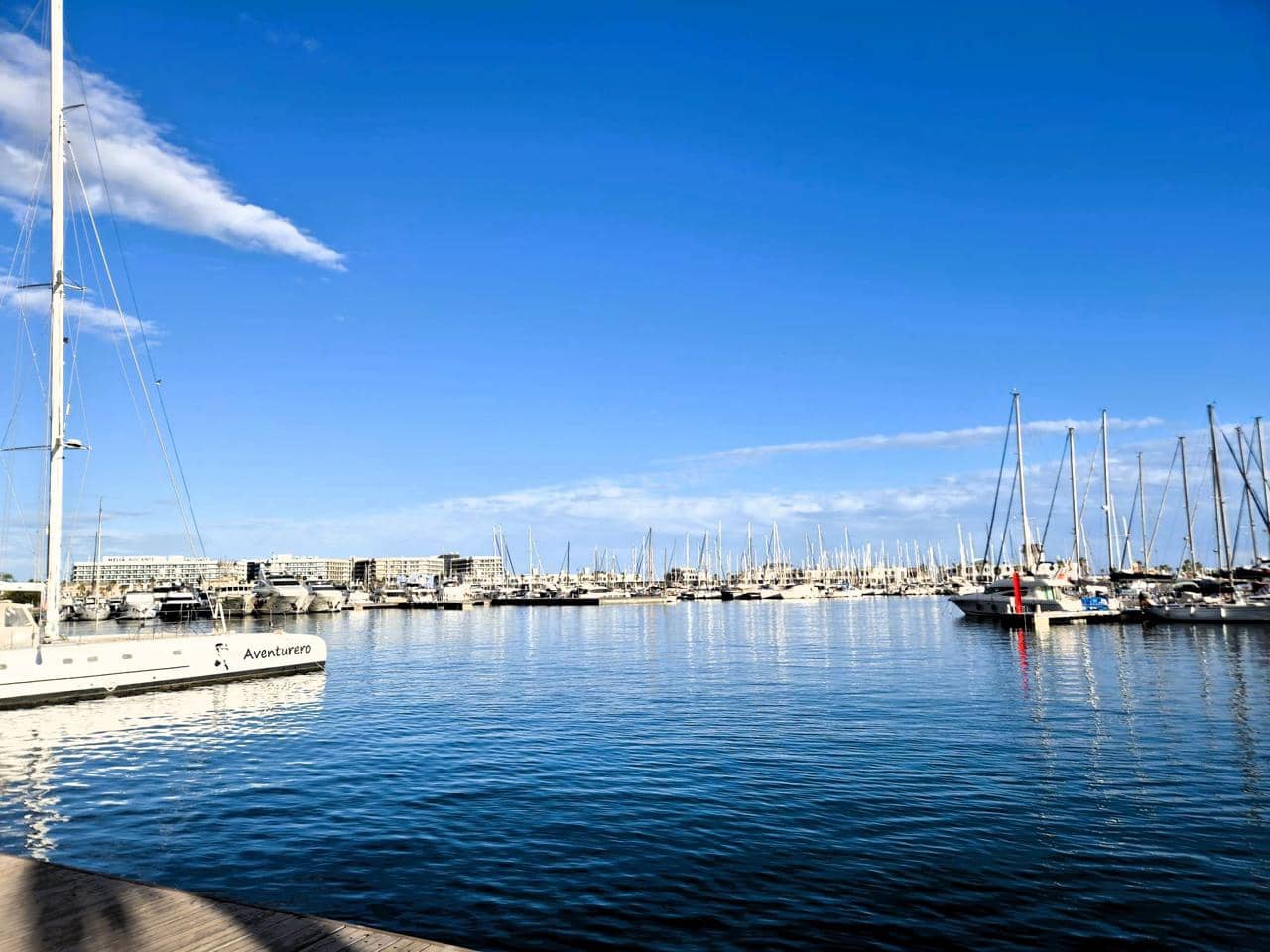 Piso de 4 habitaciones en Alicante / Alacant ciudad en alquiler - 1.700 € (Ref: 9573506)