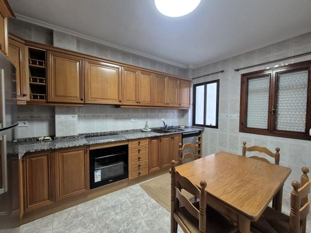 Piso de 4 habitaciones en Ensanche - Diputacion, Alicante / Alacant ciudad en alquiler - 1.700 € (Ref: 9573506)