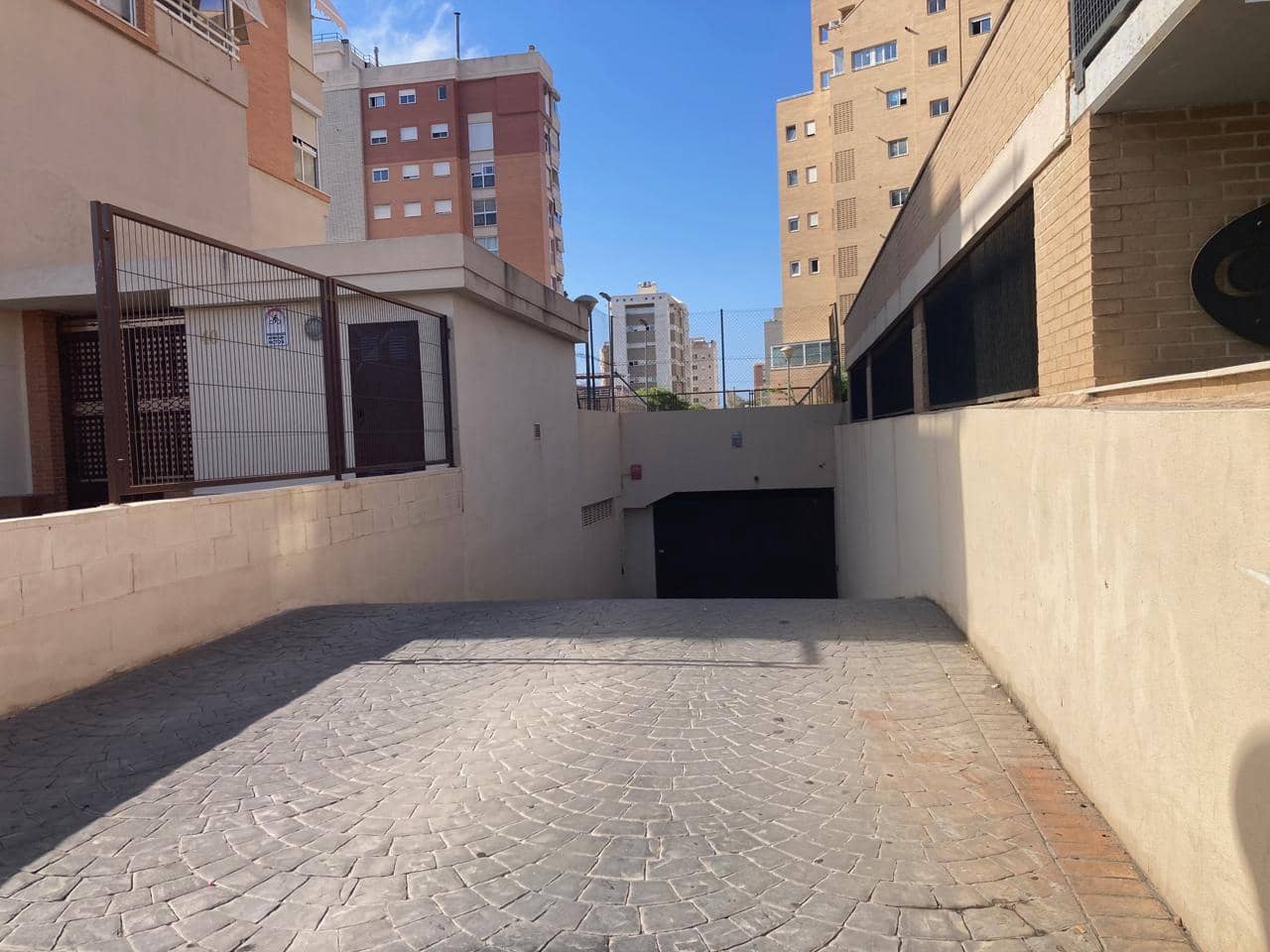 Garaje en Alicante / Alacant ciudad en venta - 19.000 € (Ref: 9592189)