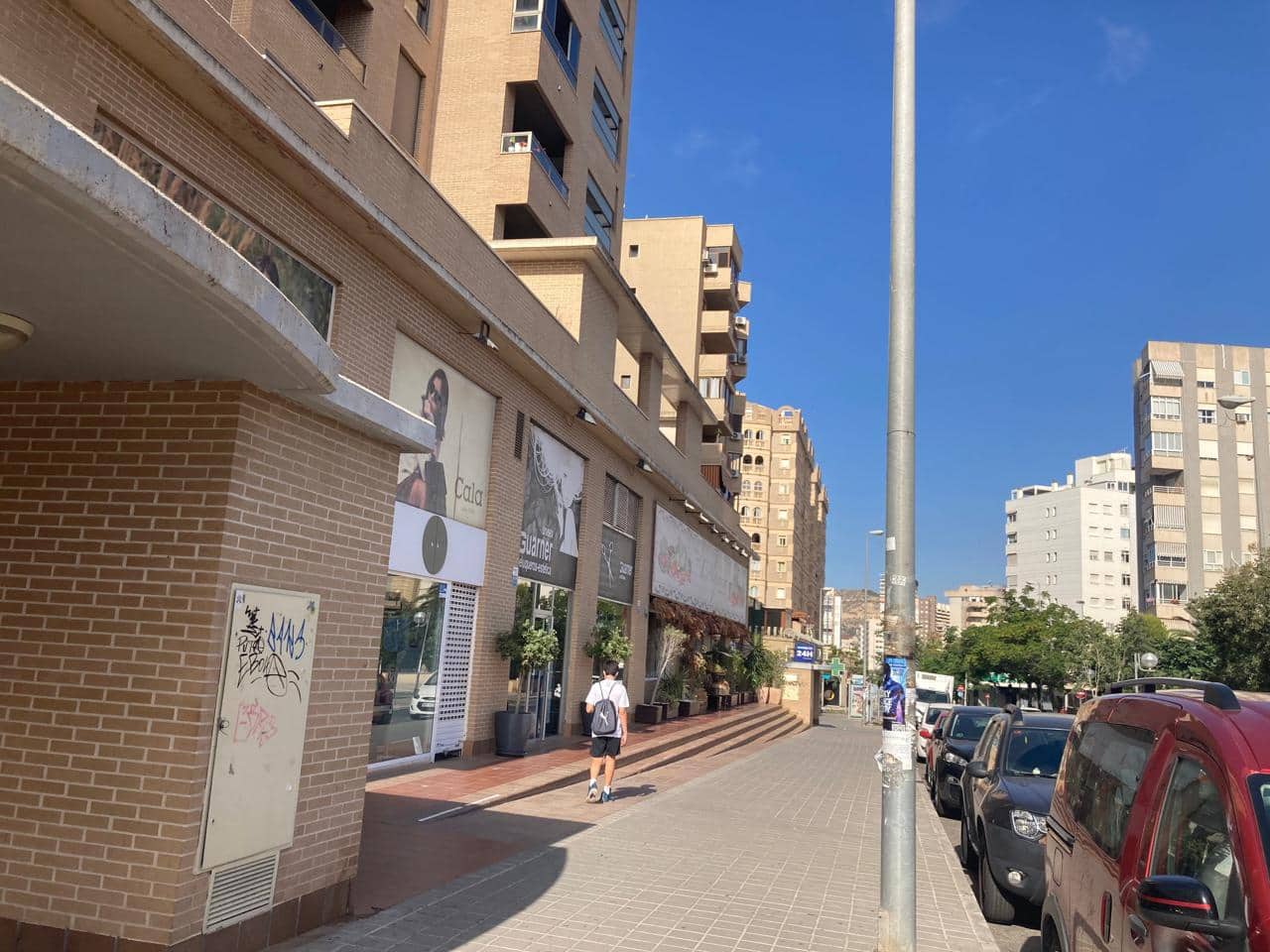 Garaje en Alicante / Alacant ciudad en venta - 19.000 € (Ref: 9592189)