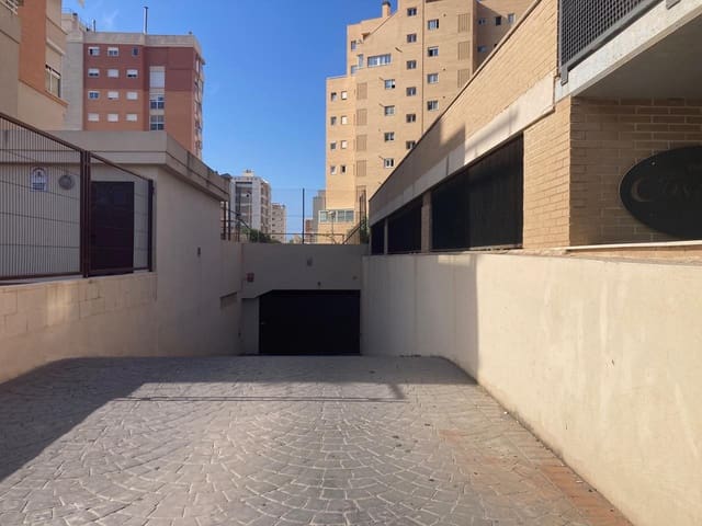 Garaje en Albufereta, Alicante / Alacant ciudad en venta - 19.000 € (Ref: 9592189)