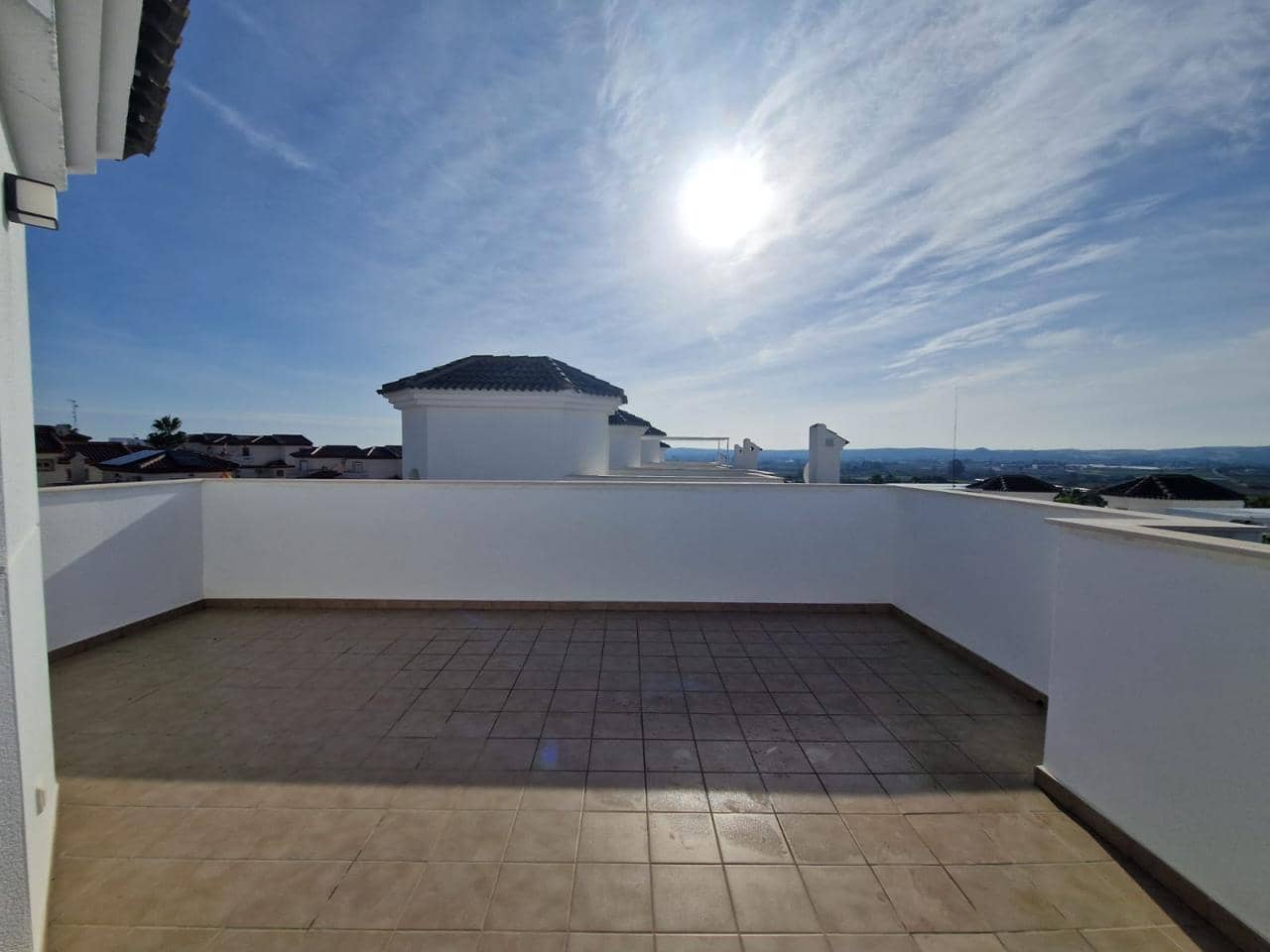 3 makuuhuone Huvila myytävänä paikassa San Fulgencio mukana uima-altaan 
autotalli - 275 000 € (Ref: 9593210)