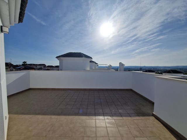 3 makuuhuone Huvila myytävänä paikassa San Fulgencio mukana uima-altaan 
autotalli - 275 000 € (Ref: 9593210)