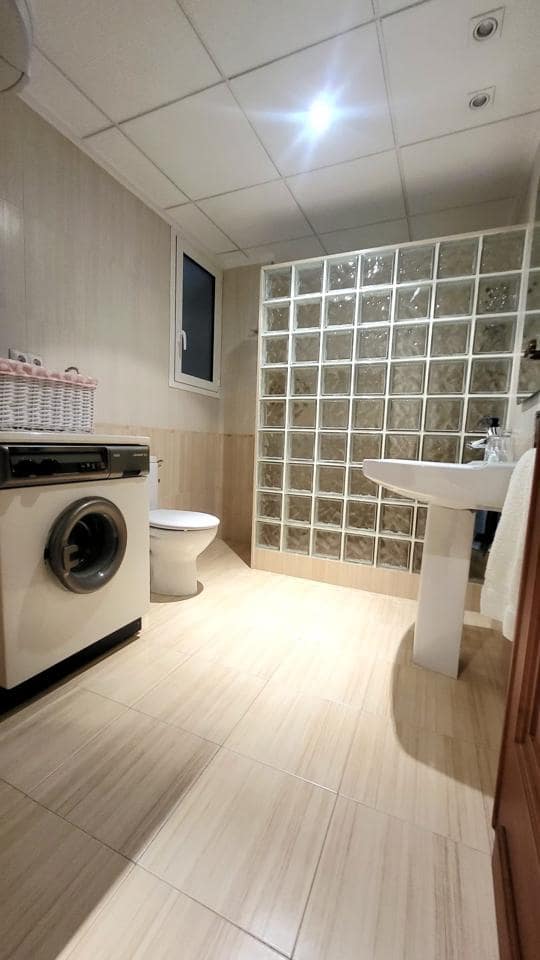 2 Zimmer Wohnung zu verkaufen in Alicante / Alacant Stadt - 315.000 € (Ref: 9599895)