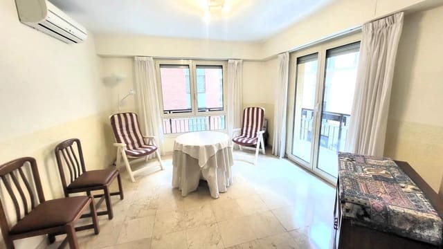 2 Zimmer Wohnung zu verkaufen in Barrio del Centro, Alicante / Alacant Stadt - 315.000 € (Ref: 9599895)