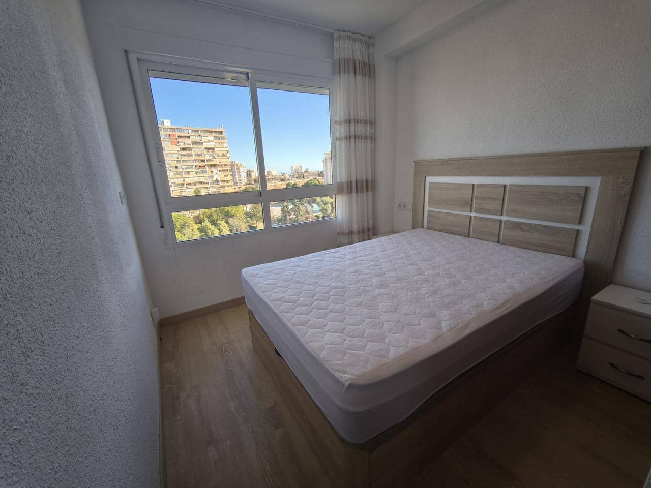 3 bedroom Flat for sale in Alicante / Alacant city with pool garage - € 430,000 (Ref: 9611972)