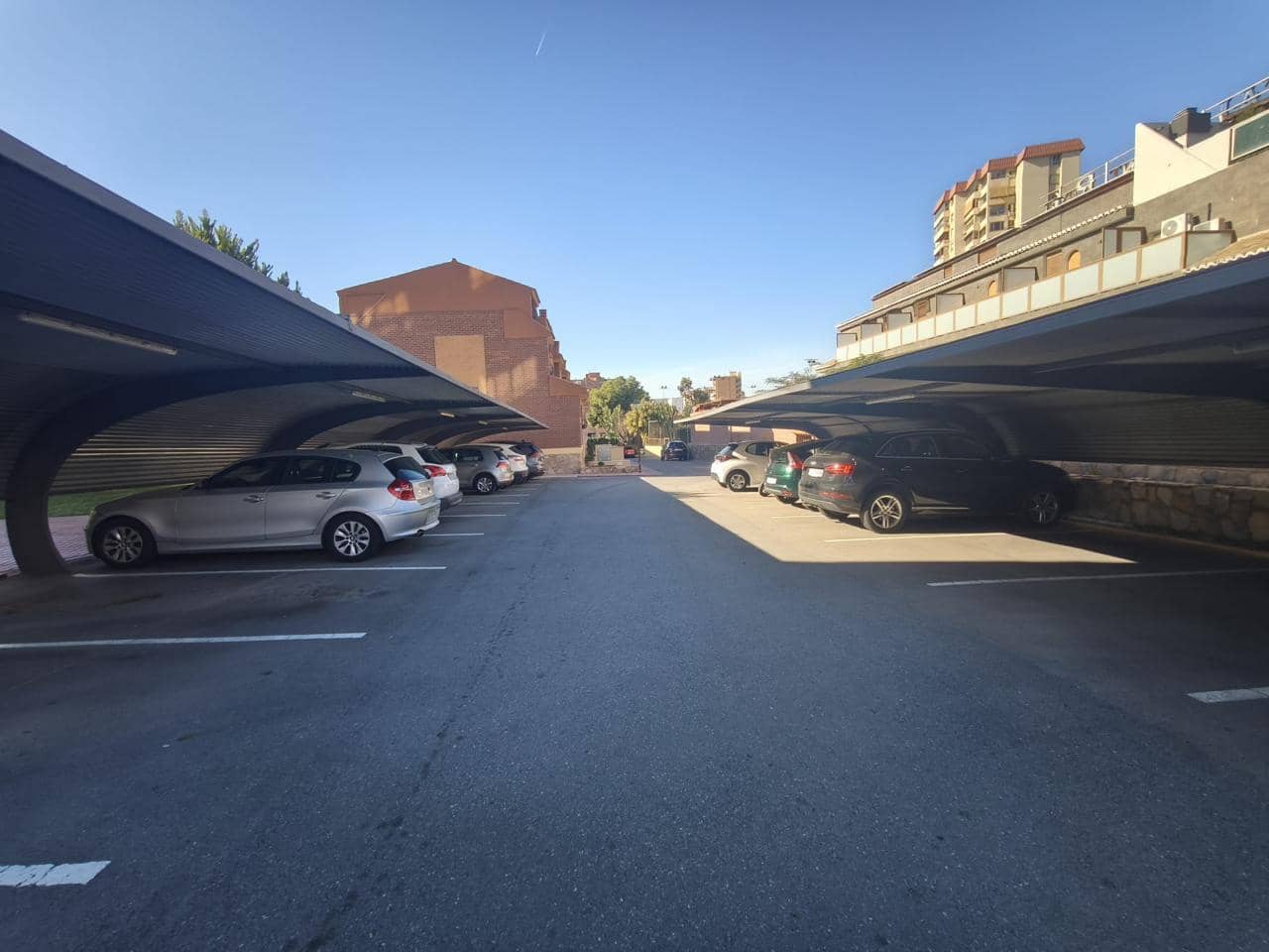 3 bedroom Flat for sale in Alicante / Alacant city with pool garage - € 430,000 (Ref: 9611972)