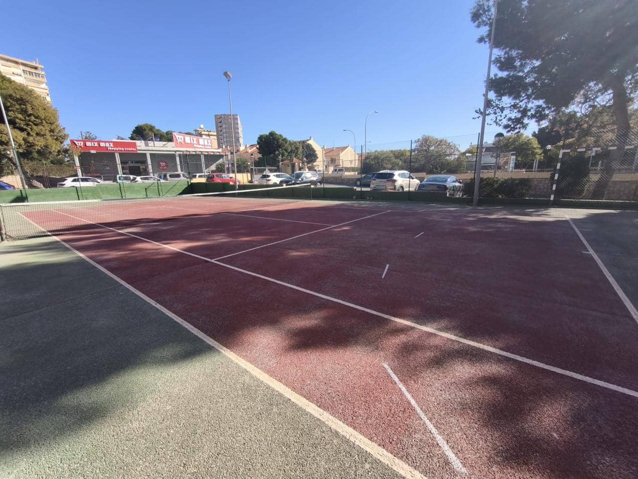 3 bedroom Flat for sale in Alicante / Alacant city with pool garage - € 430,000 (Ref: 9611972)