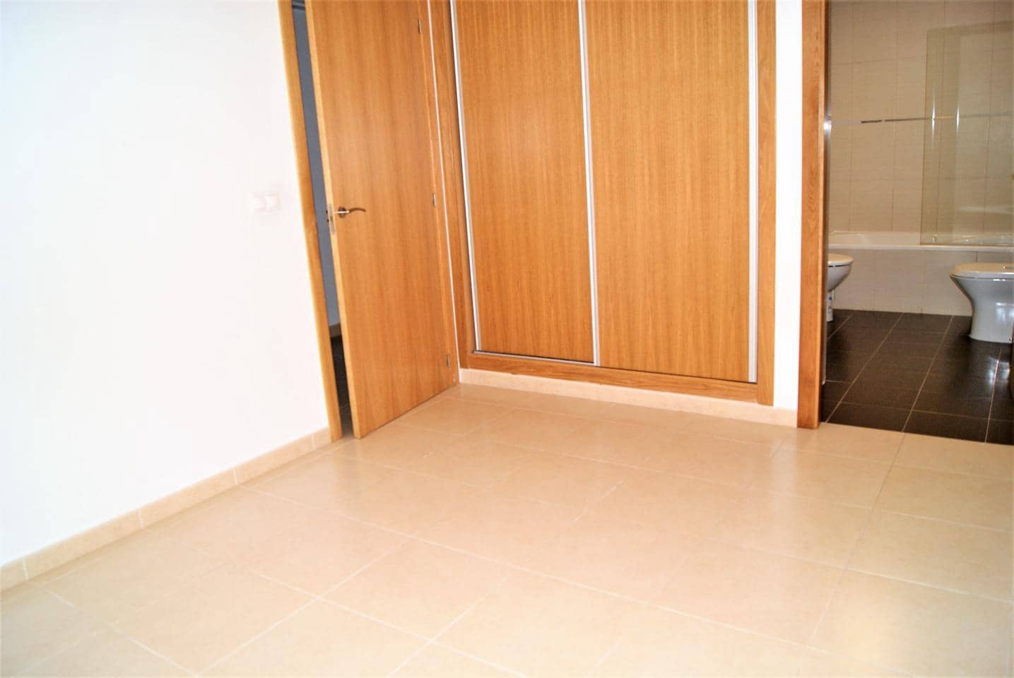 Piso de 2 habitaciones en San Juan de Alicante / Sant Joan d'Alacant en alquiler con piscina garaje - 1.100 € (Ref: 9626467)