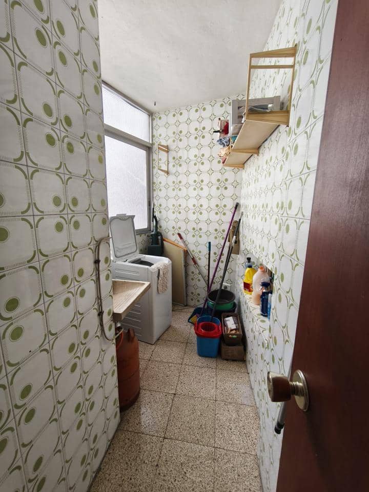 3 slaapkamer Flat te huur in Alicante stad - € 1.100 (Ref: 9638024)