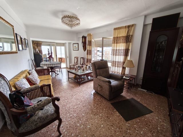 3 makuuhuone Asunto vuokrattavana paikassa Pla de Bon Repos, Alicante kaupunki - 1 100 € (Ref: 9638024)