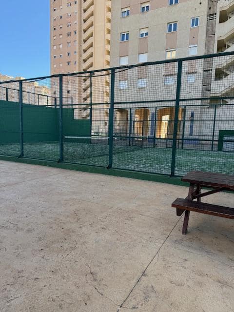 Appartement de 2 chambres à louer à El Campello avec garage - 1 300 € (Ref: 9650422)