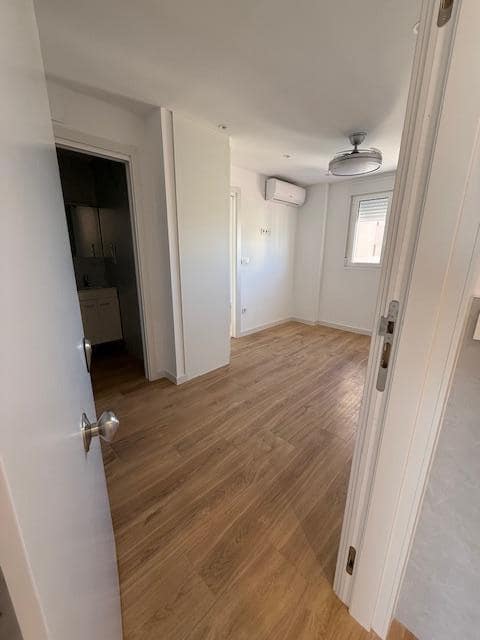 Appartement de 2 chambres à louer à El Campello avec garage - 1 300 € (Ref: 9650422)