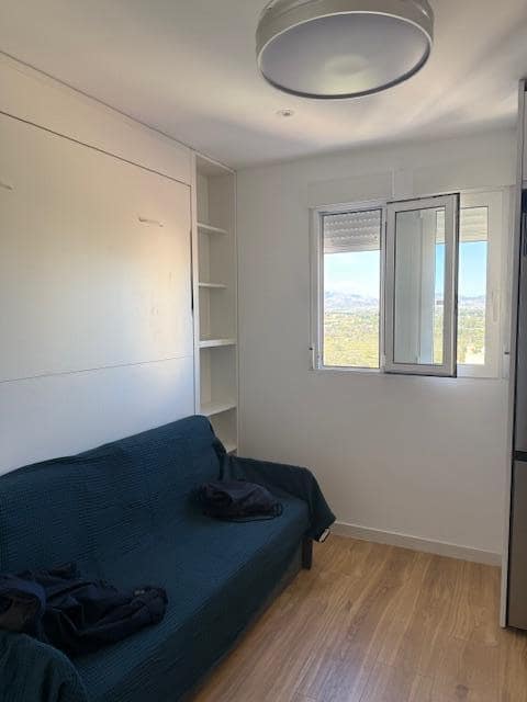 Appartement de 2 chambres à louer à El Campello avec garage - 1 300 € (Ref: 9650422)