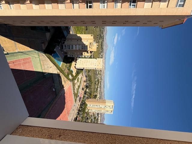 Appartement de 2 chambres à louer à El Campello avec garage - 1 300 € (Ref: 9650422)