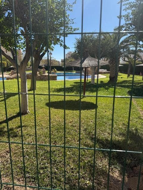 Appartement de 2 chambres à louer à El Campello avec garage - 1 300 € (Ref: 9650422)