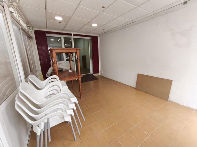 1 makuuhuone Yritys myytävänä paikassa Cabo de las Huertas, Alicante kaupunki - 85 000 € (Ref: 9672123)