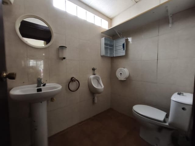 1 makuuhuone Yritys myytävänä paikassa Cabo de las Huertas, Alicante kaupunki - 85 000 € (Ref: 9672123)