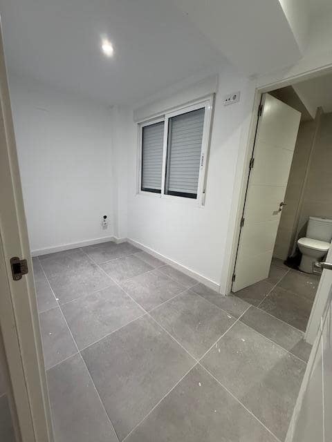 2 camera da letto Appartamento da affittare in Alicante citta - 1.000 € (Rif: 9687485)